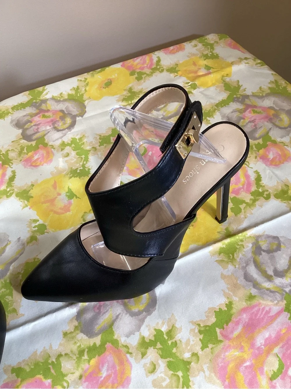 Queen Shoes Black Faux Leather Cutout Slingback Pumps Size 8.5 Pointed Toe